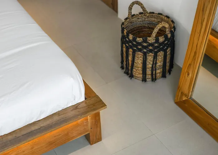 فندق White - Art & Boutique 4*