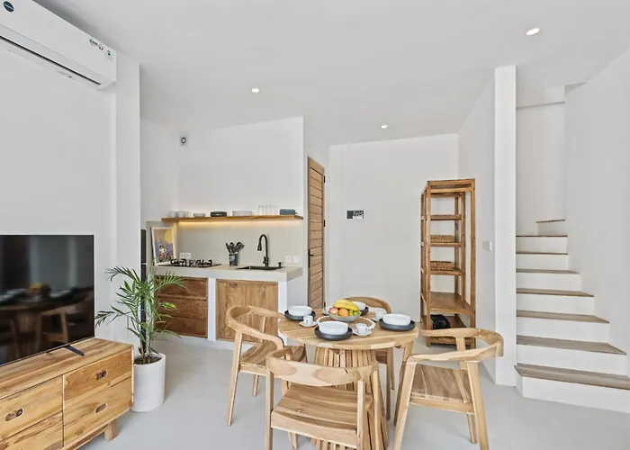 White - Art & Boutique 4* سمينياك
